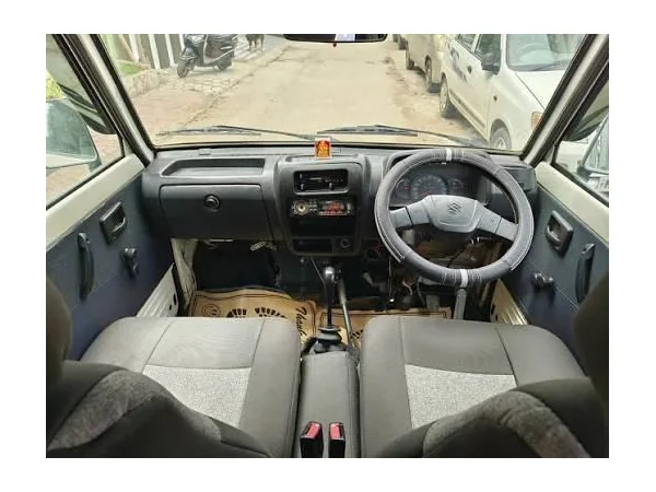 maruti suzuki omni omni-5-str interior